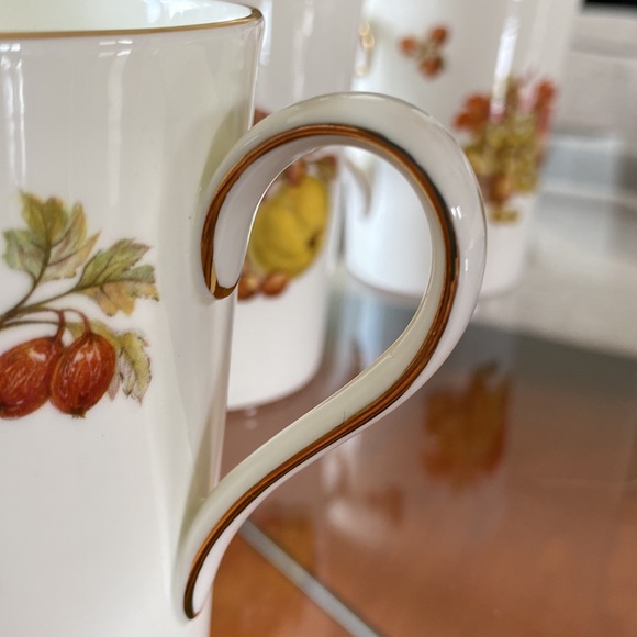 Oakley China Ltd set of three china cups vintage. - Picture 3 of 7